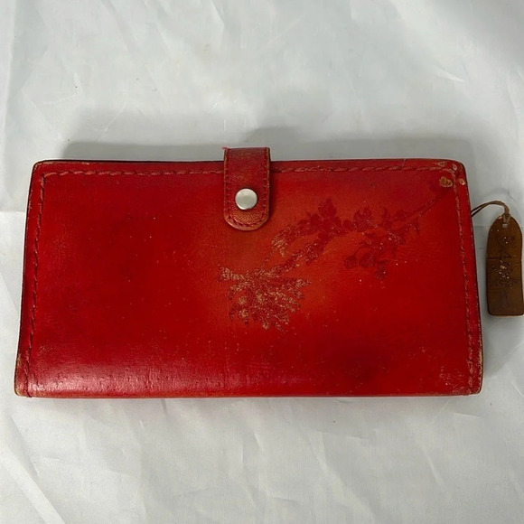 BAUXO Red Leather Foldover Snap Closure Wallet Zip Coin Pocket Card Slots - Picture 6 of 6